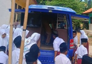 Dispusip Sumenep Kunjungi Perpustakaan SDI Al Hasni, Kepala Sekolah Sampaikan Apresiasi